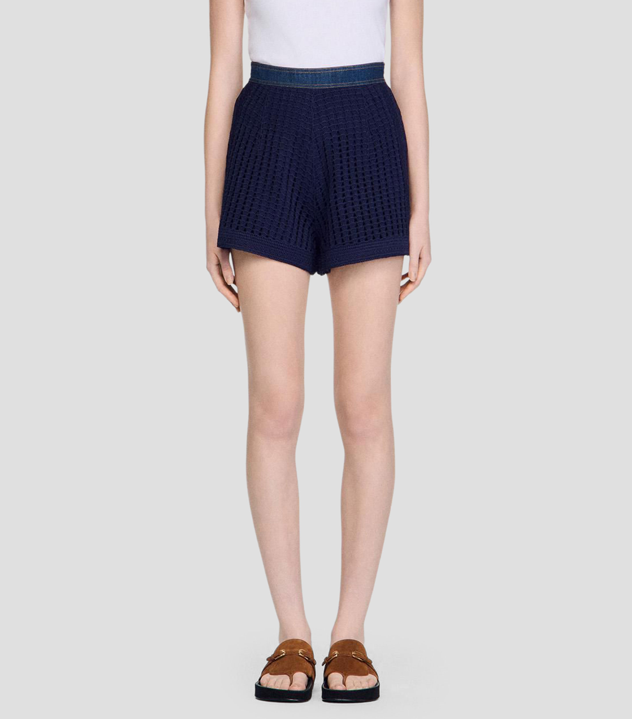 Short liso Mujer